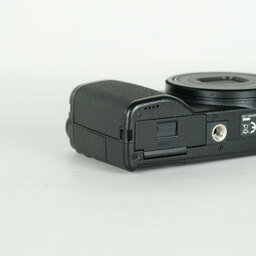 RICOH GR IV