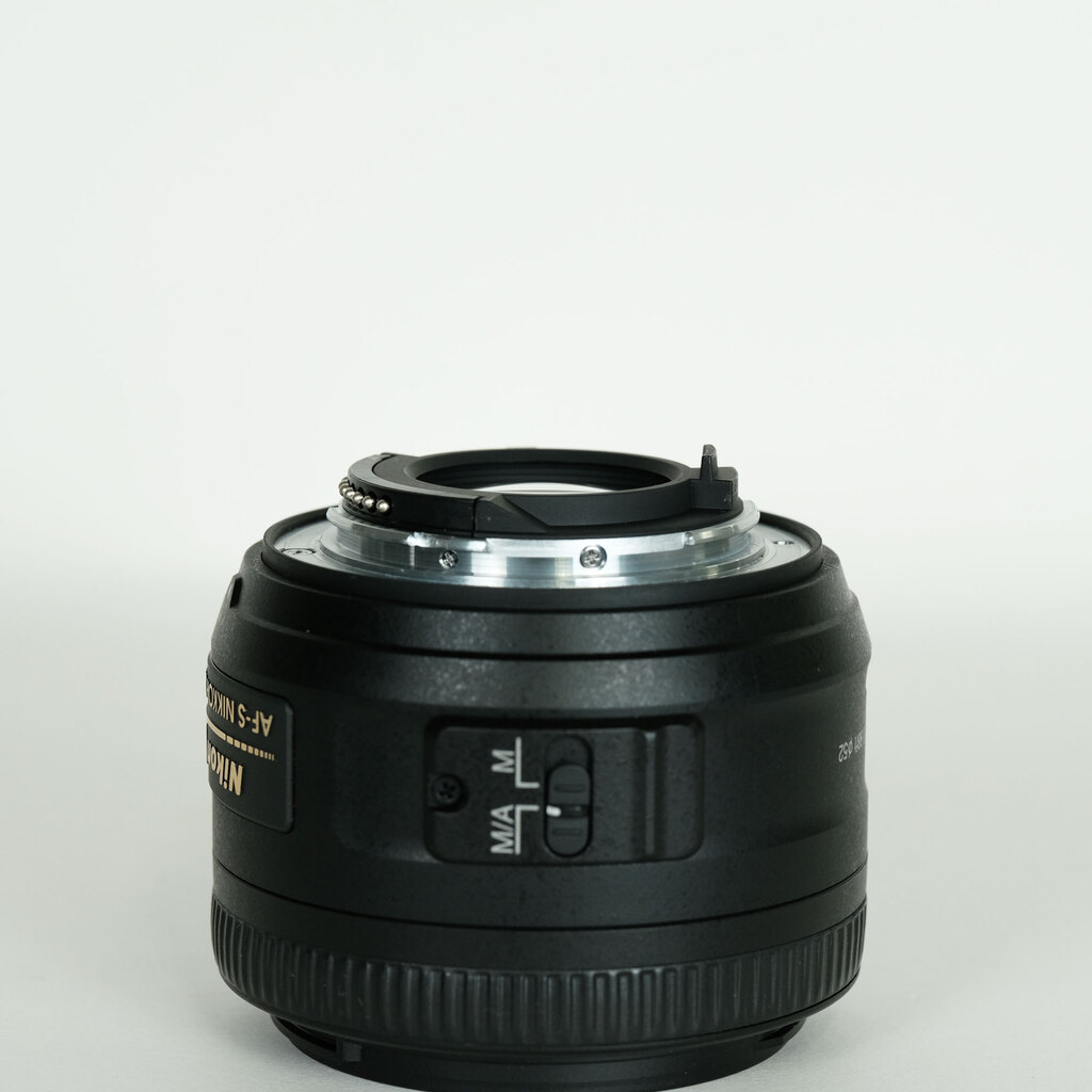 Nikon AF-S DX NIKKOR 35mm f/1.8G