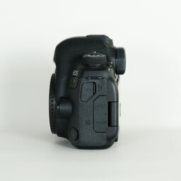 Canon EOS 6D Mark II