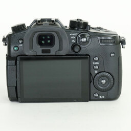 Panasonic LUMIX DC-GH5