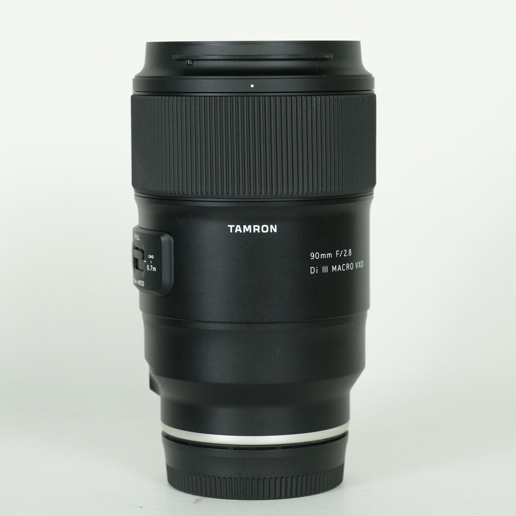 90mm F/2.8 Di III MACRO VXD (Model F072) [ソニーE用] 中古価格比較