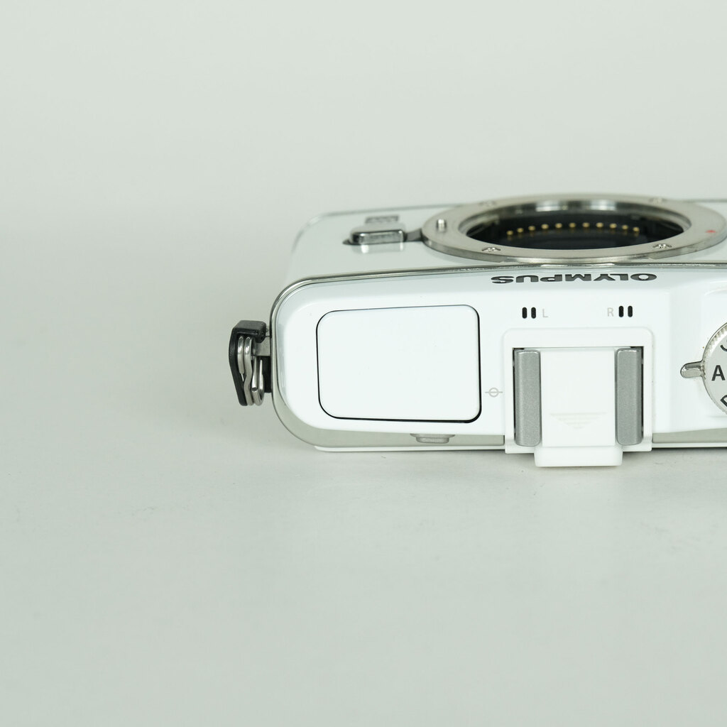 OLYMPUS PEN E-P3 ボディ ホワイト