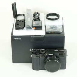 FUJIFILM X100V ブラック