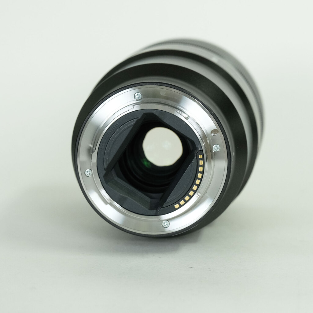 SONY FE 90mm F2.8 Macro G OSS SEL90M28G SONY FE 90mm F2.8 Macro G OSS SEL90M28G