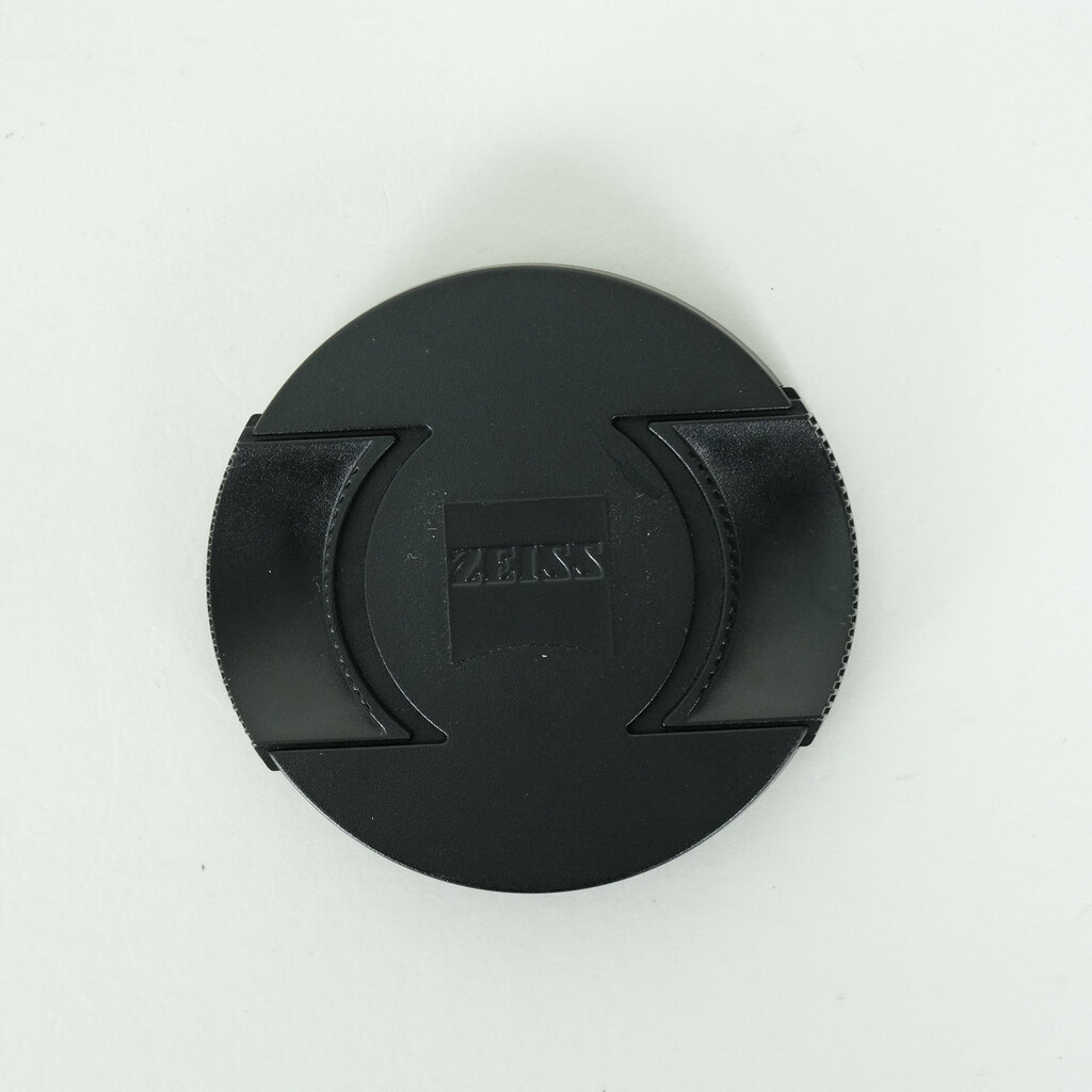 Carl Zeiss Planar T* 50mm F1.4 ZE [キヤノンEF用]の出品 | ONE SCENE