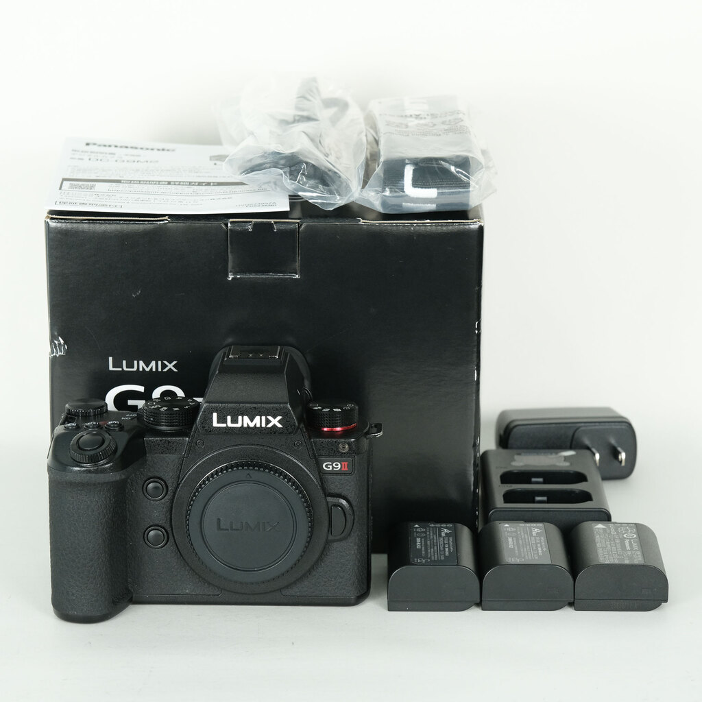 Panasonic LUMIX G9 PRO IIの出品 | ONE SCENE（ワンシーン）