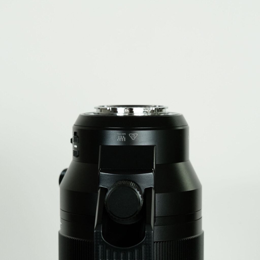 Panasonic LEICA DG VARIO-ELMAR 100-400mm / F4.0-6.3 II ASPH. / POWER O.I.S. Panasonic LEICA DG VARIO-ELMAR 100-400mm / F4.0-6.3 II ASPH. / POWER O.I.S.