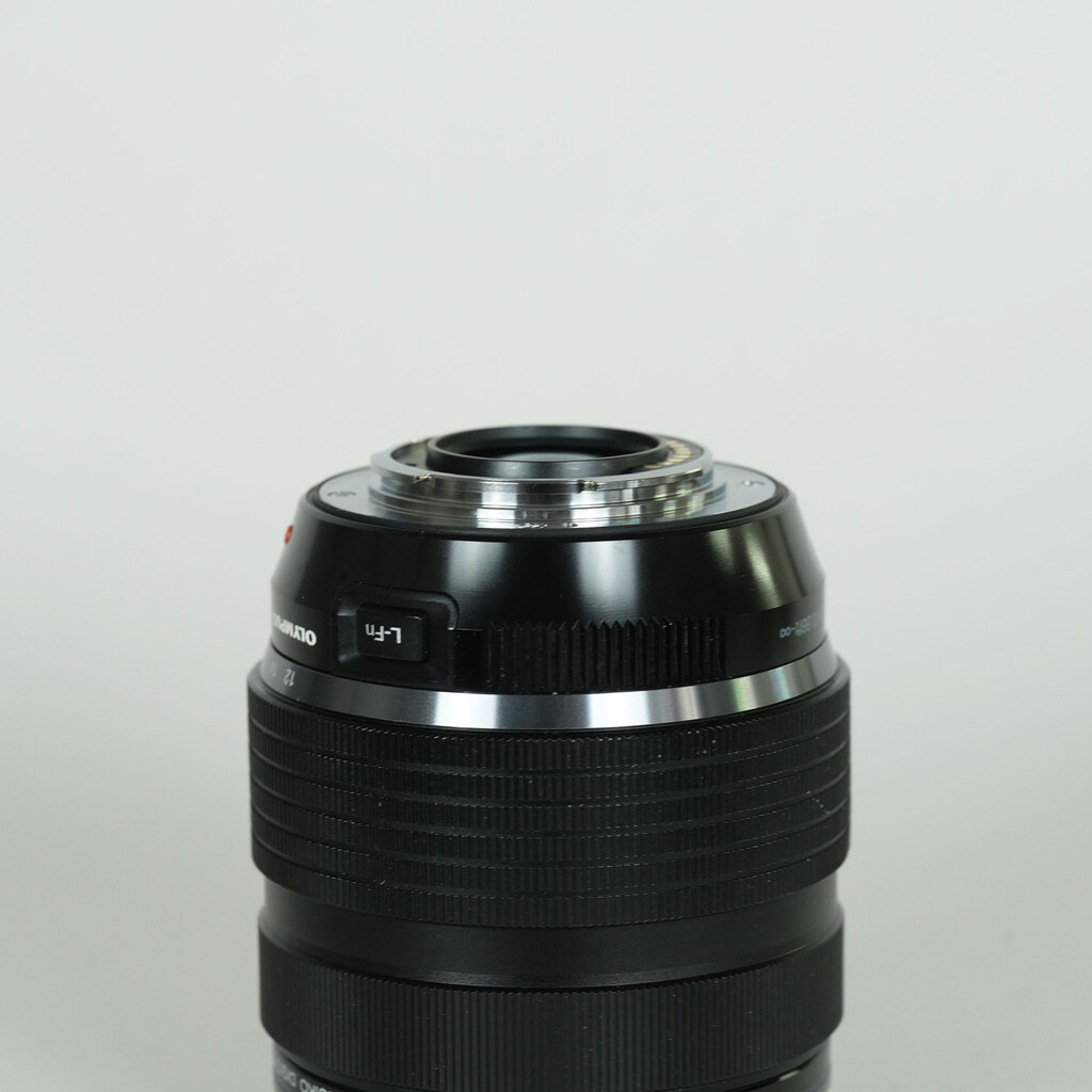 OLYMPUS M.ZUIKO DIGITAL ED 12-40mm F2.8 PRO OLYMPUS M.ZUIKO DIGITAL ED 12-40mm F2.8 PRO