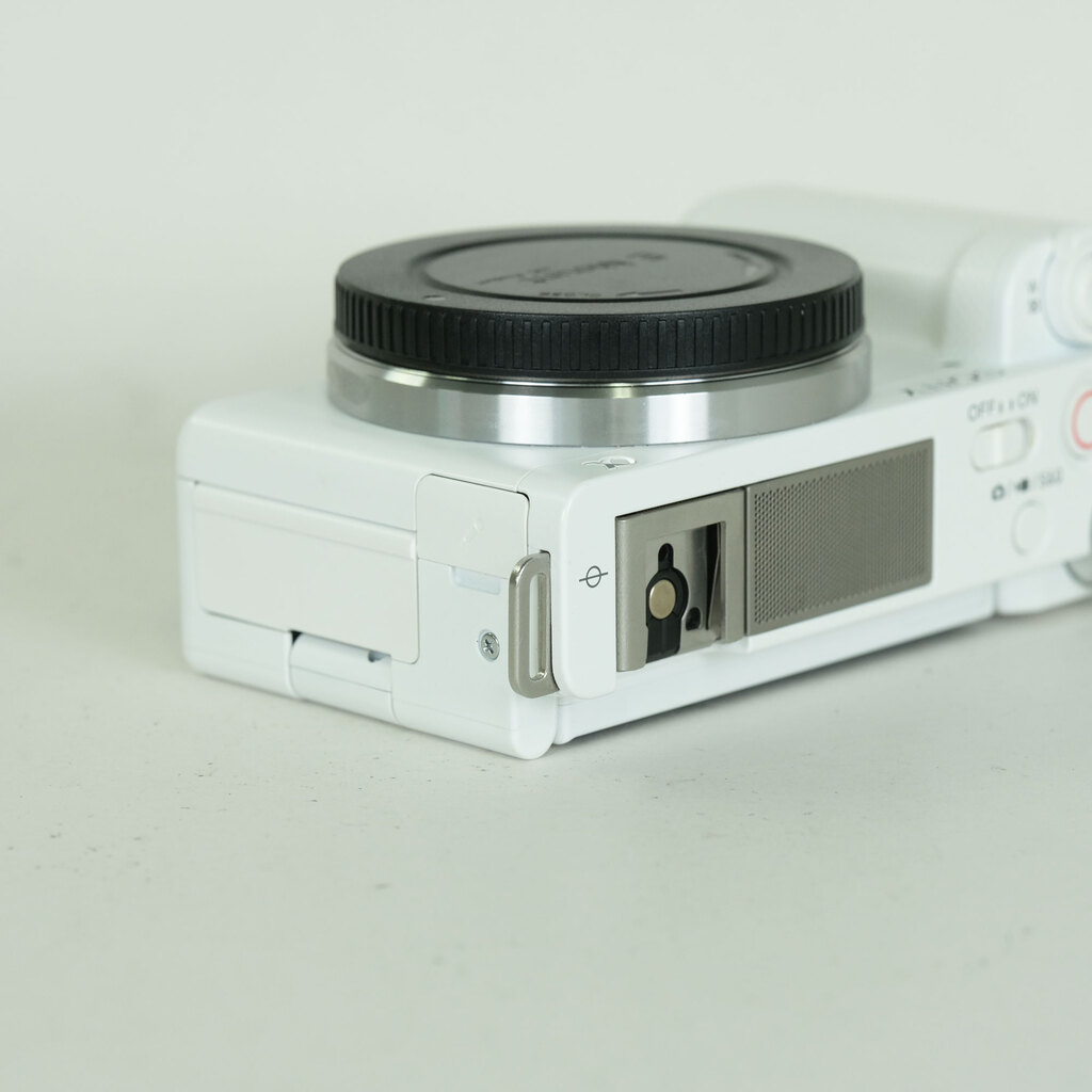 SONY VLOGCAM ZV-E10 SONY VLOGCAM ZV-E10