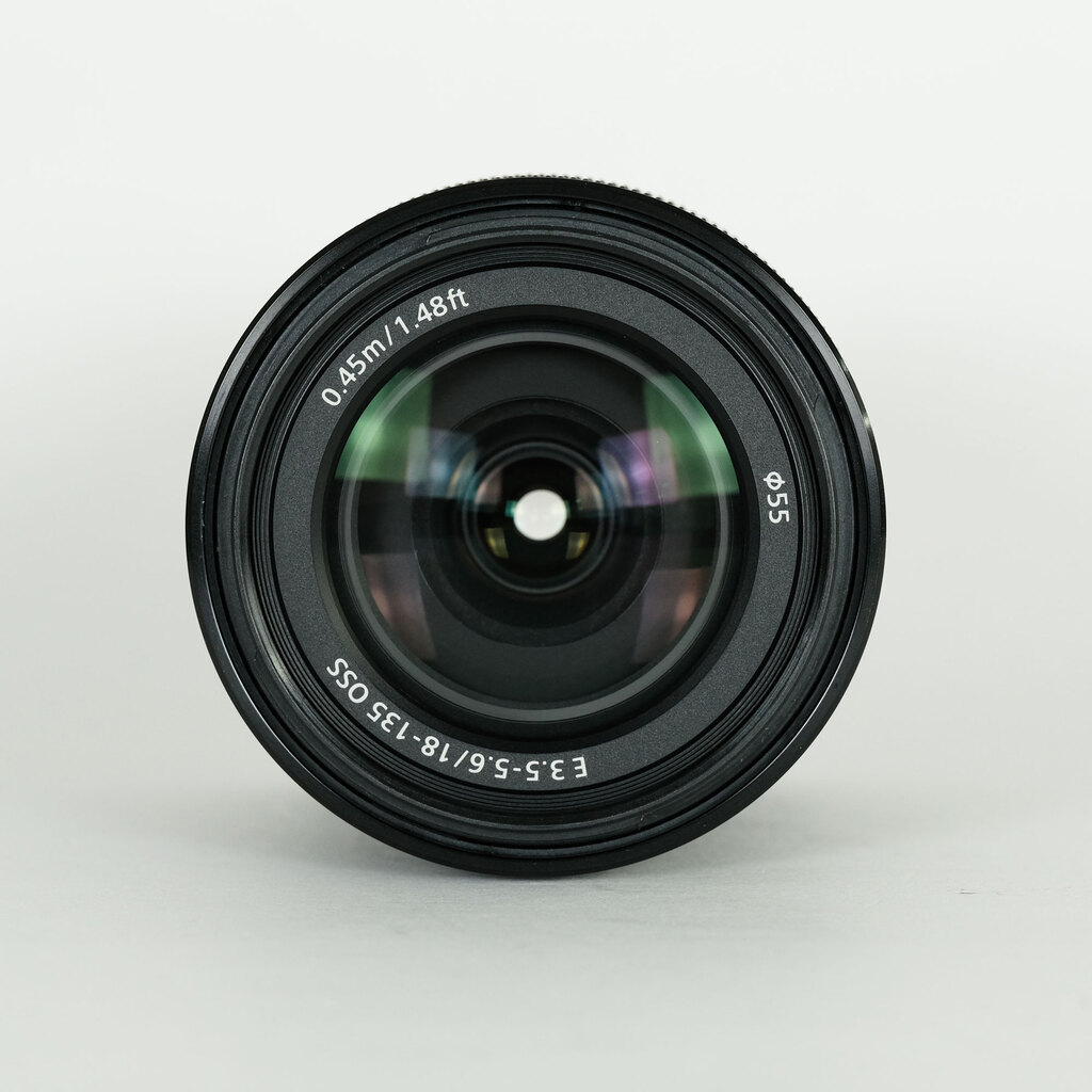 SONY E 18-135mm F3.5-5.6 OSS SEL18135