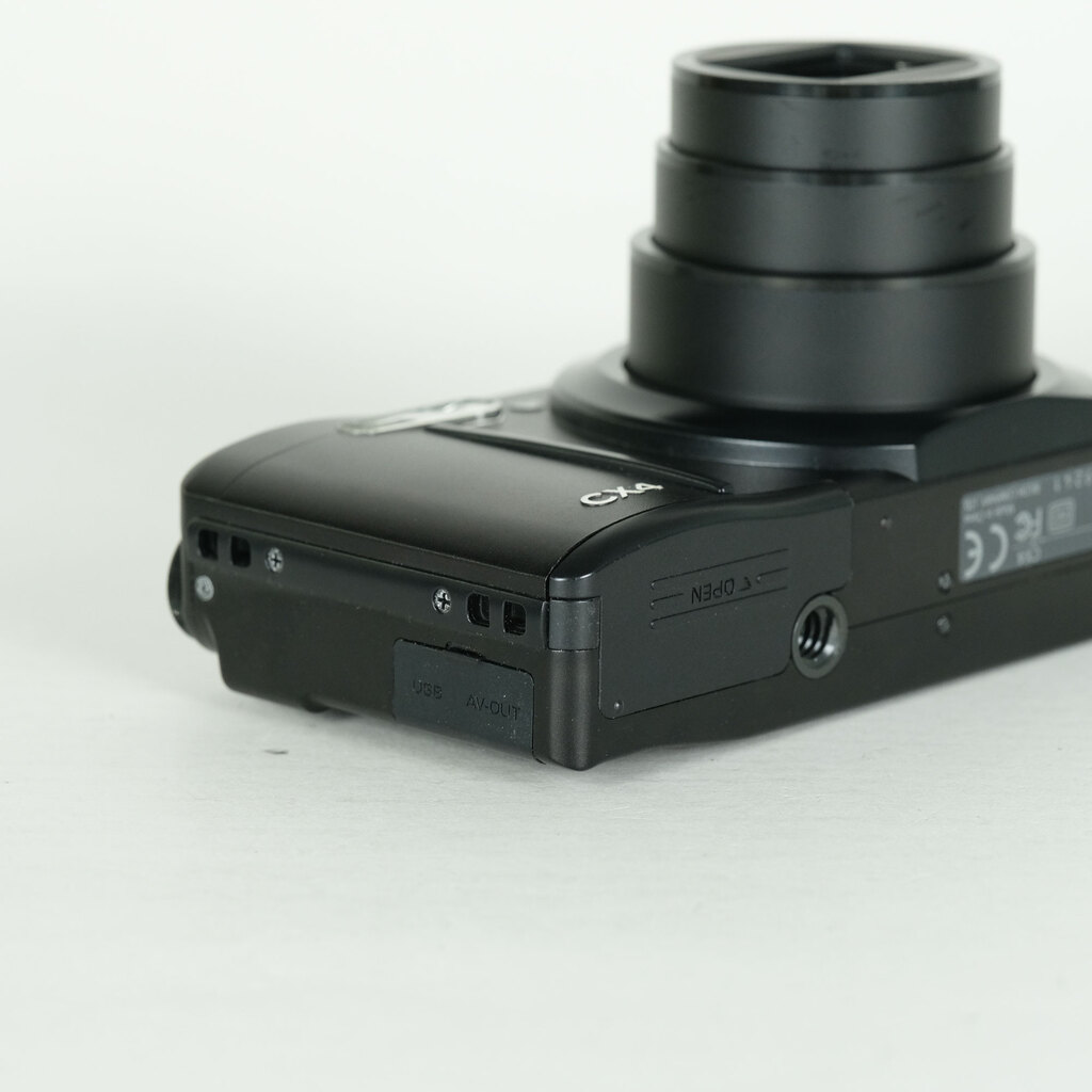 RICOH CX4 ブラックの出品 | ONE SCENE（ワンシーン）