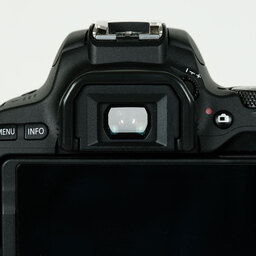 Canon EOS Kiss X9