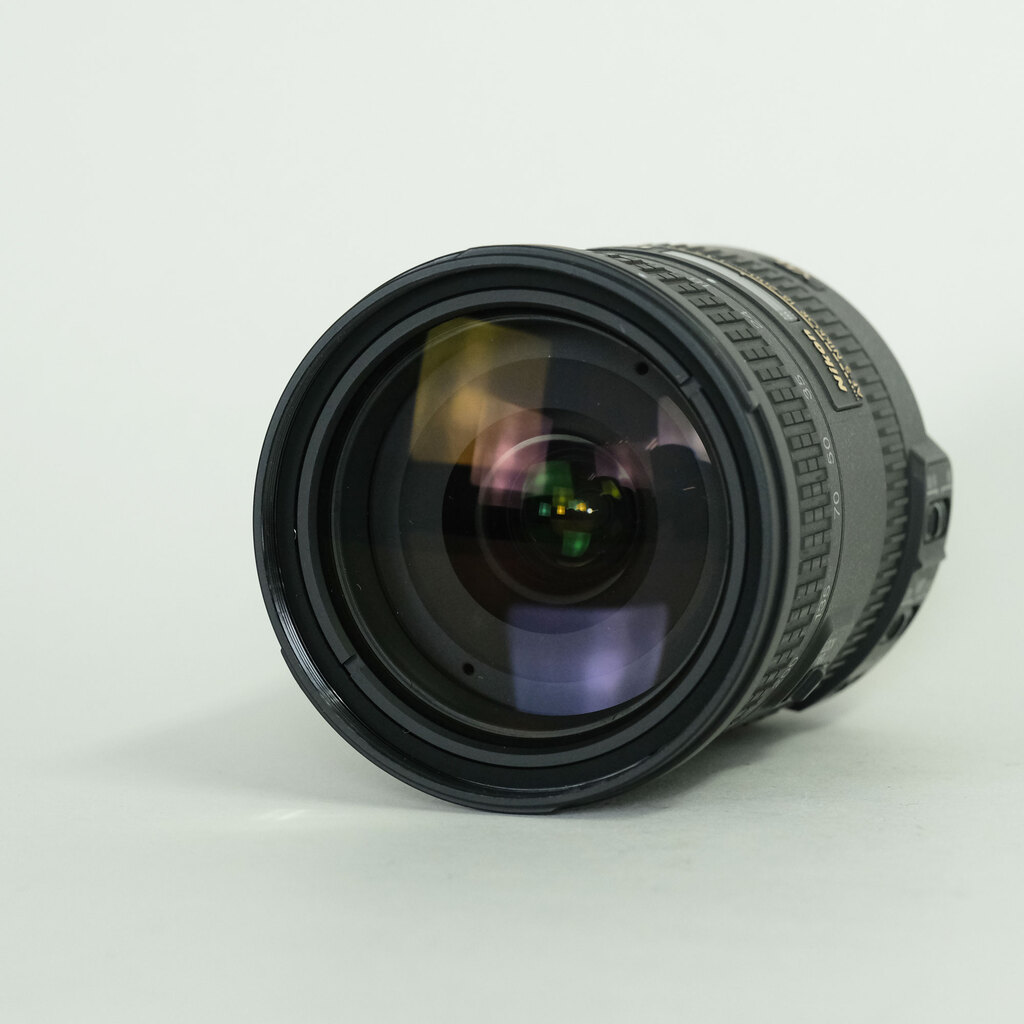 Nikon AF-S DX NIKKOR 18-200mm F3.5-5.6G ED VR II