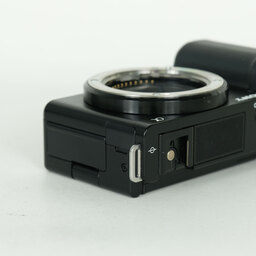 SONY VLOGCAM ZV-E10