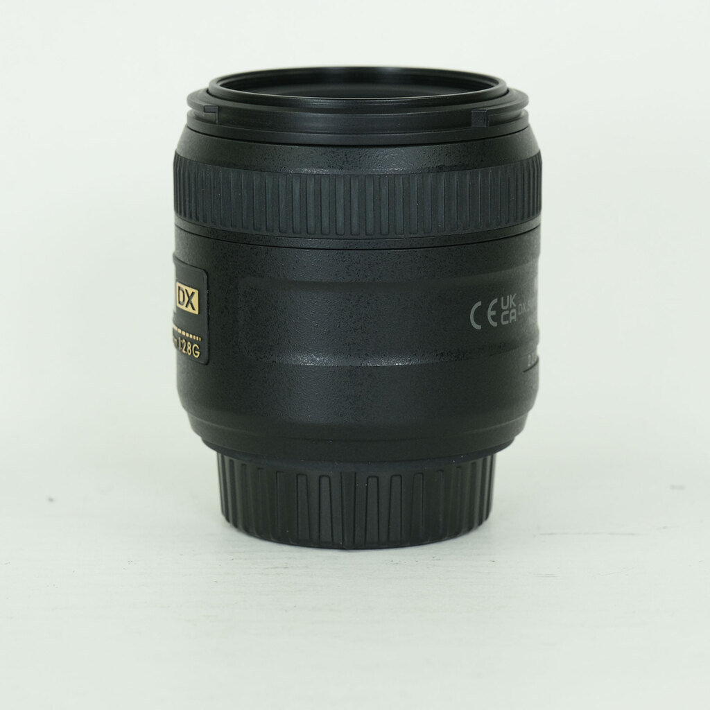 Nikon AF-S DX Micro NIKKOR 40mm f/2.8G