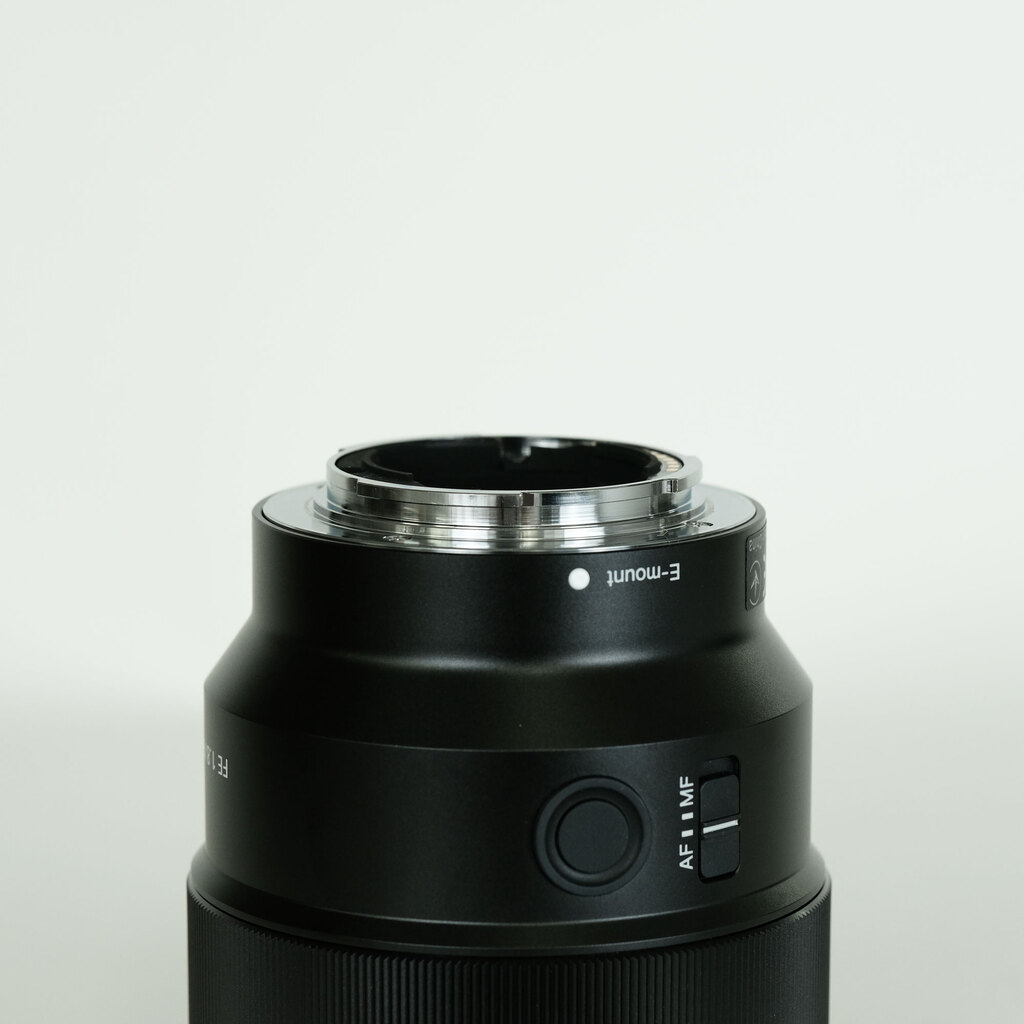 SONY FE 85mm F1.8 SEL85F18 SONY FE 85mm F1.8 SEL85F18