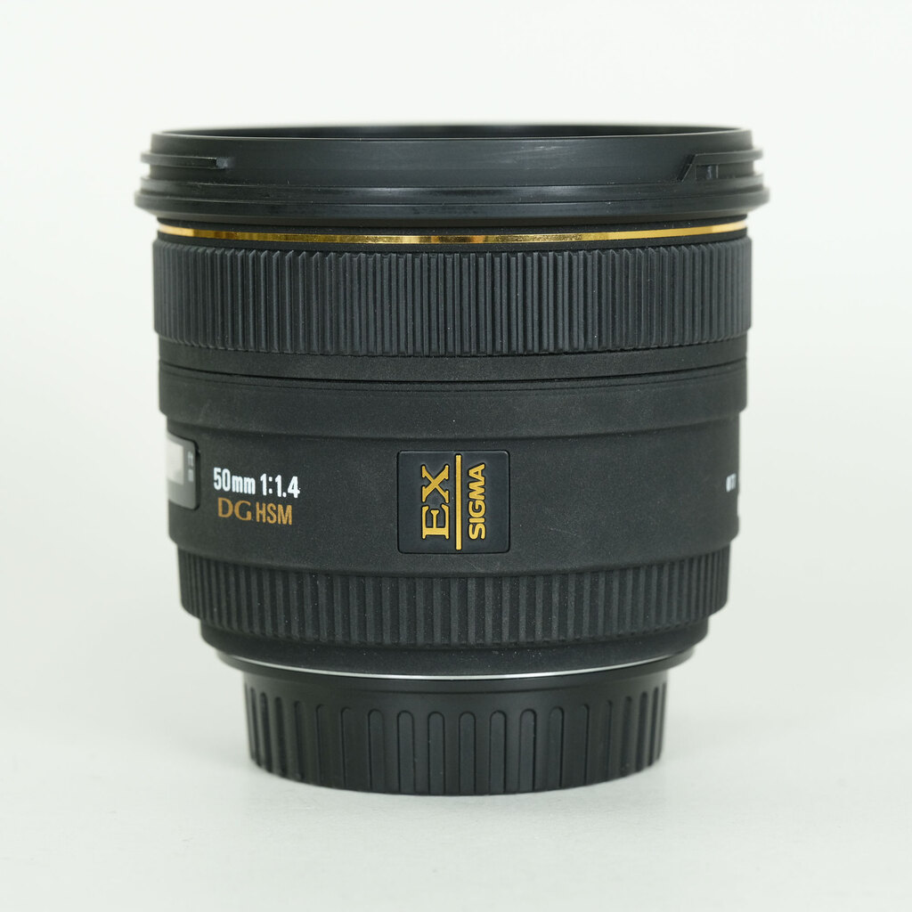 SIGMA 50mm F1.4 EX DG HSM (キヤノンEF用) SIGMA 50mm F1.4 EX DG HSM (キヤノンEF用)