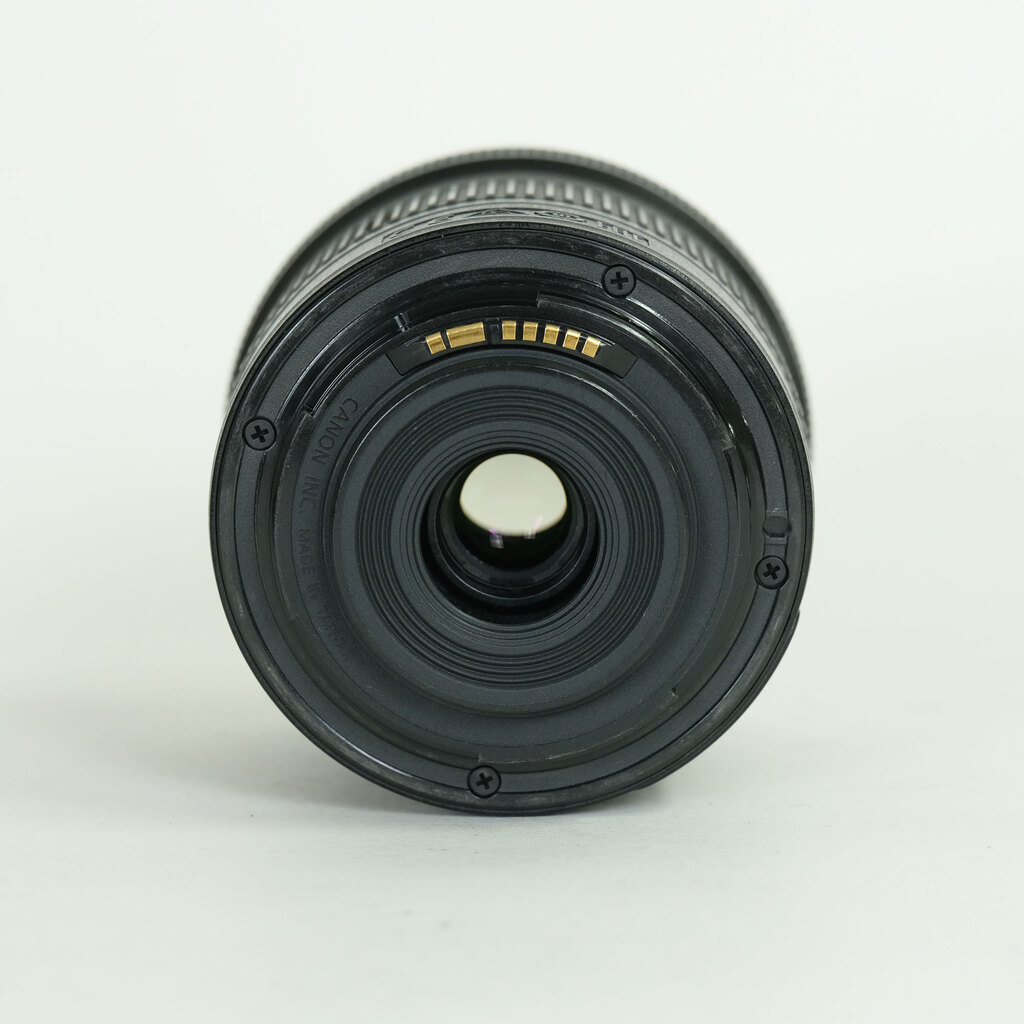 Canon EF-S10-18mm F4.5-5.6 IS STM