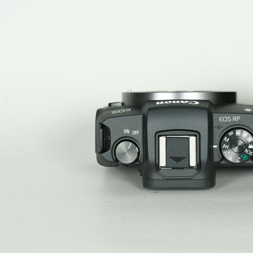 Canon EOS RP Canon EOS RP