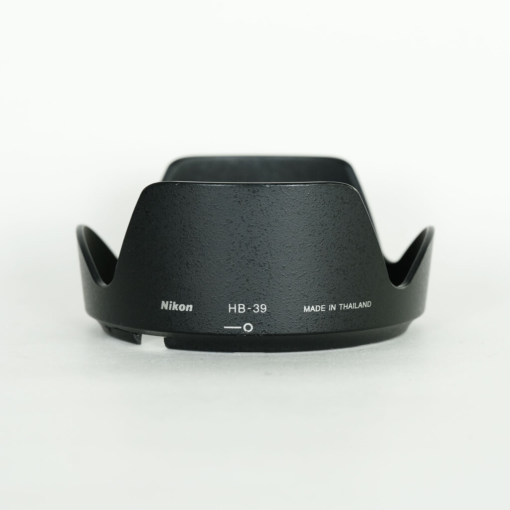 Nikon AF-S DX NIKKOR 18-300mm f/3.5-6.3G ED VR