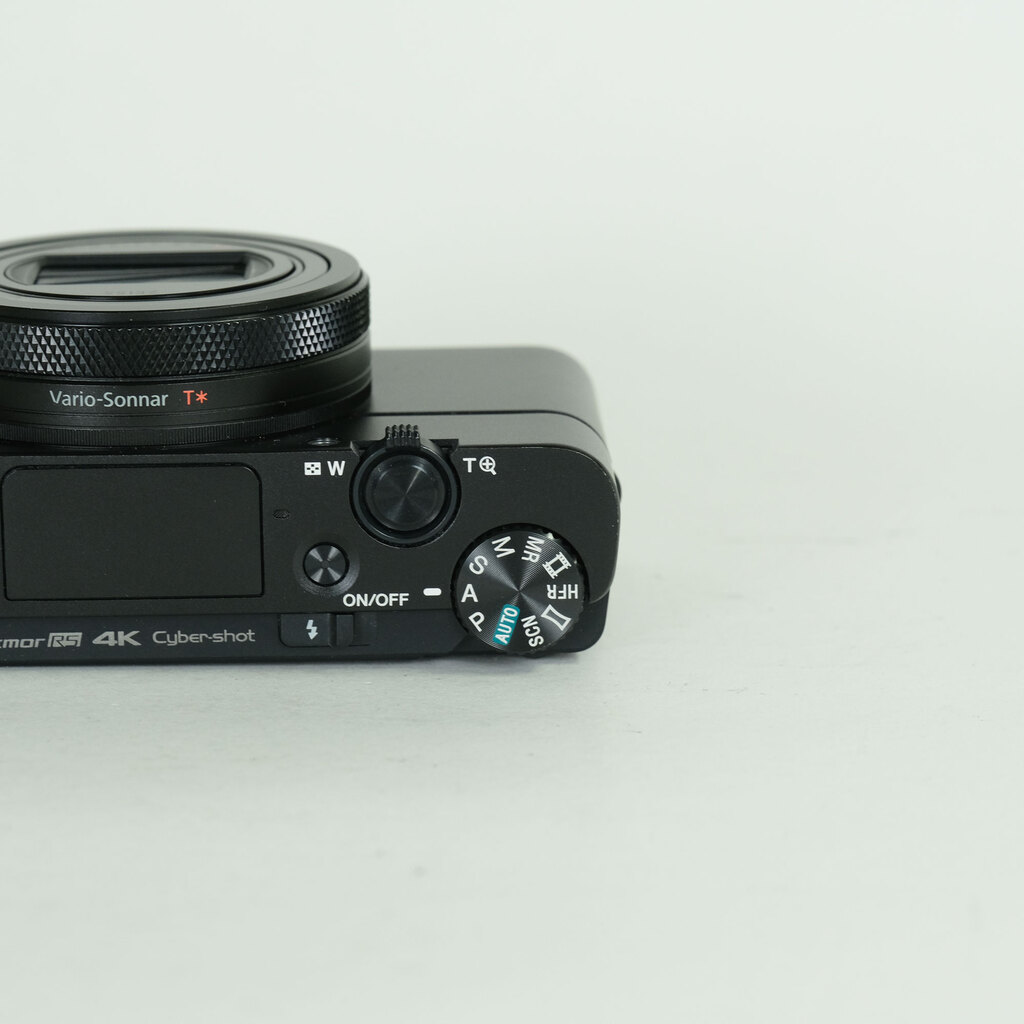 SONY Cyber-shot DSC-RX100M7G シューティンググリップキット