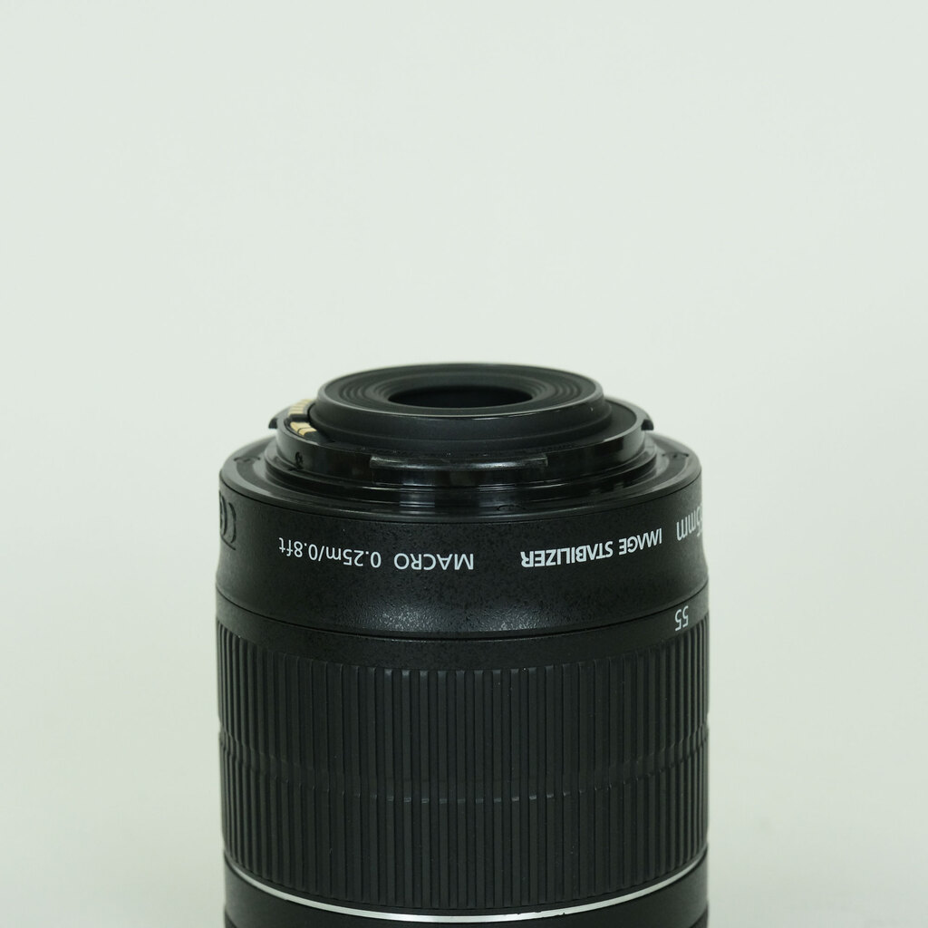 Canon EF-S18-55mm F3.5-5.6 IS STM