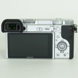 SONY α6400(ILCE-6400) SONY α6400(ILCE-6400)