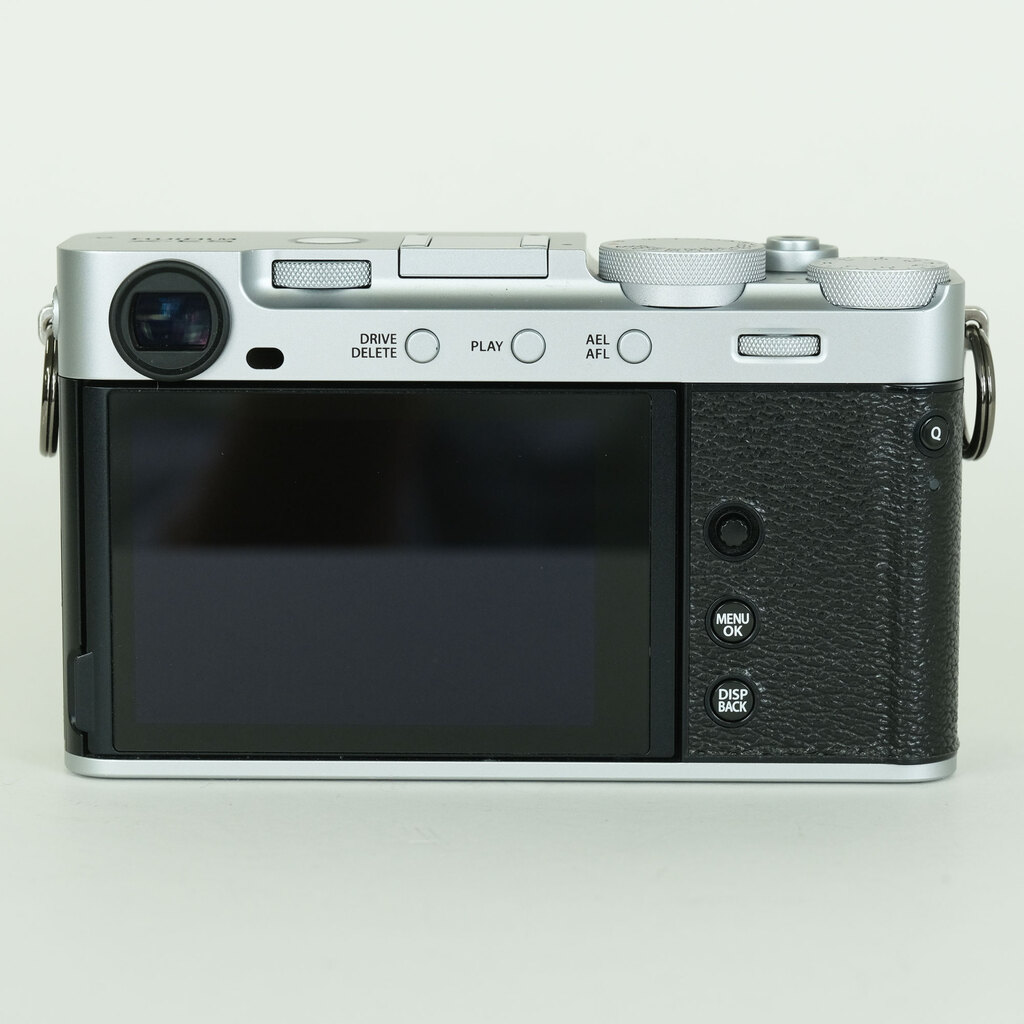 FUJIFILM X-E5