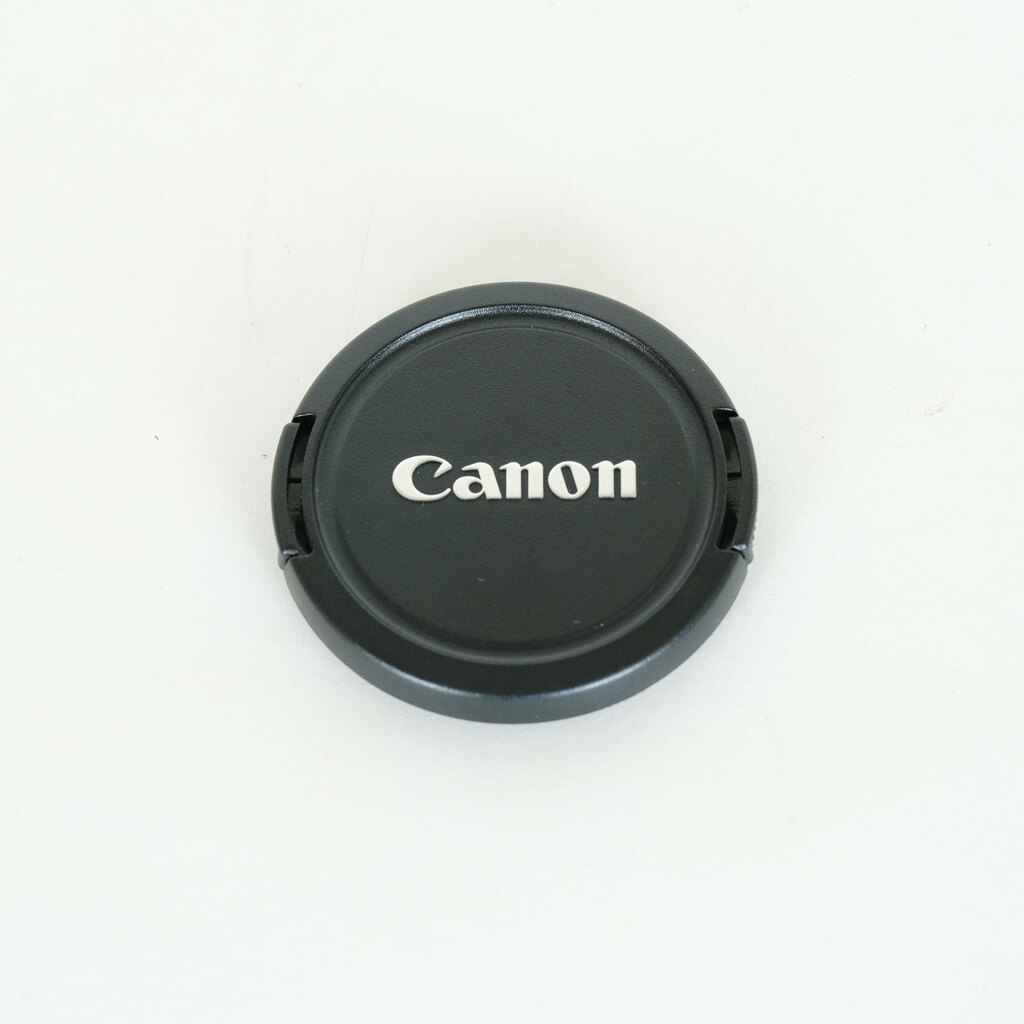 Canon EF40mm F2.8 STM