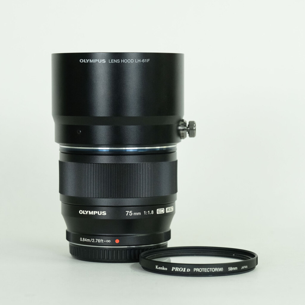 OLYMPUS M.ZUIKO DIGITAL ED 75mm F1.8の出品 | ONE SCENE（ワンシーン）
