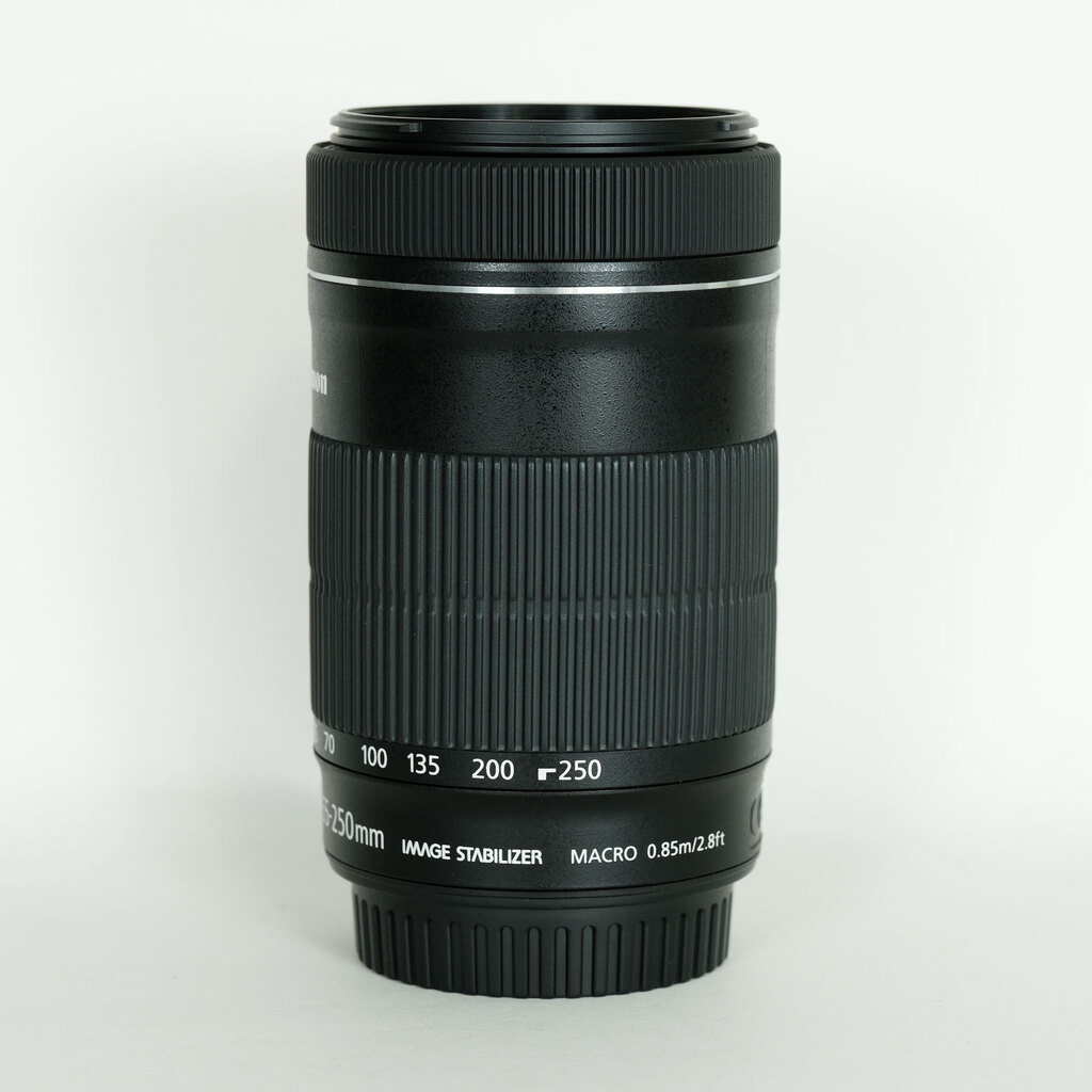 Canon EF-S55-250mm F4-5.6 IS STM Canon EF-S55-250mm F4-5.6 IS STM