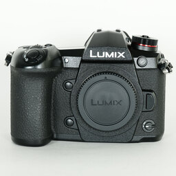 Panasonic LUMIX DC-G9 PRO