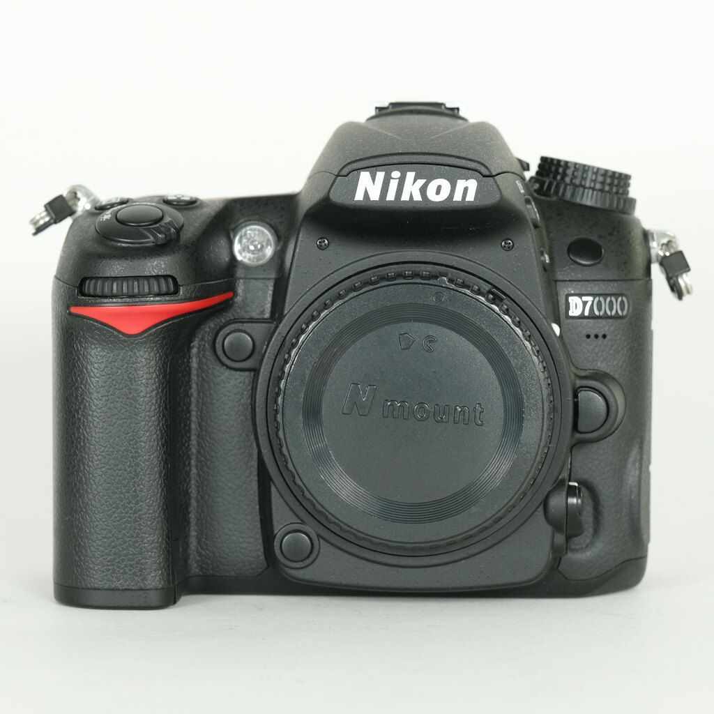 Nikon D7000
