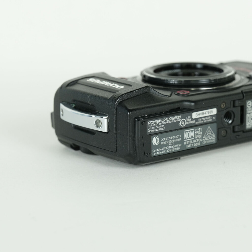OLYMPUS Tough TG-5 ブラックの出品 | ONE SCENE（ワンシーン）