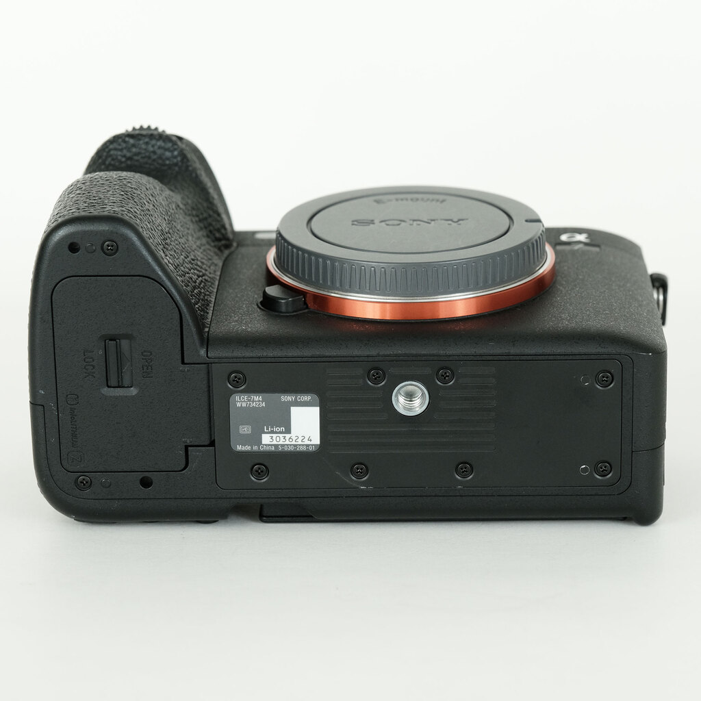 SONY α7 IV(ILCE-7M4) SONY α7 IV(ILCE-7M4)