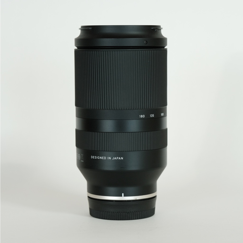 TAMRON 70-180mm F/2.8 Di III VXD (Model A056) [ ソニーE用 ]