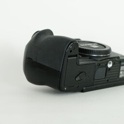 OLYMPUS OM-D E-M1 Mark II