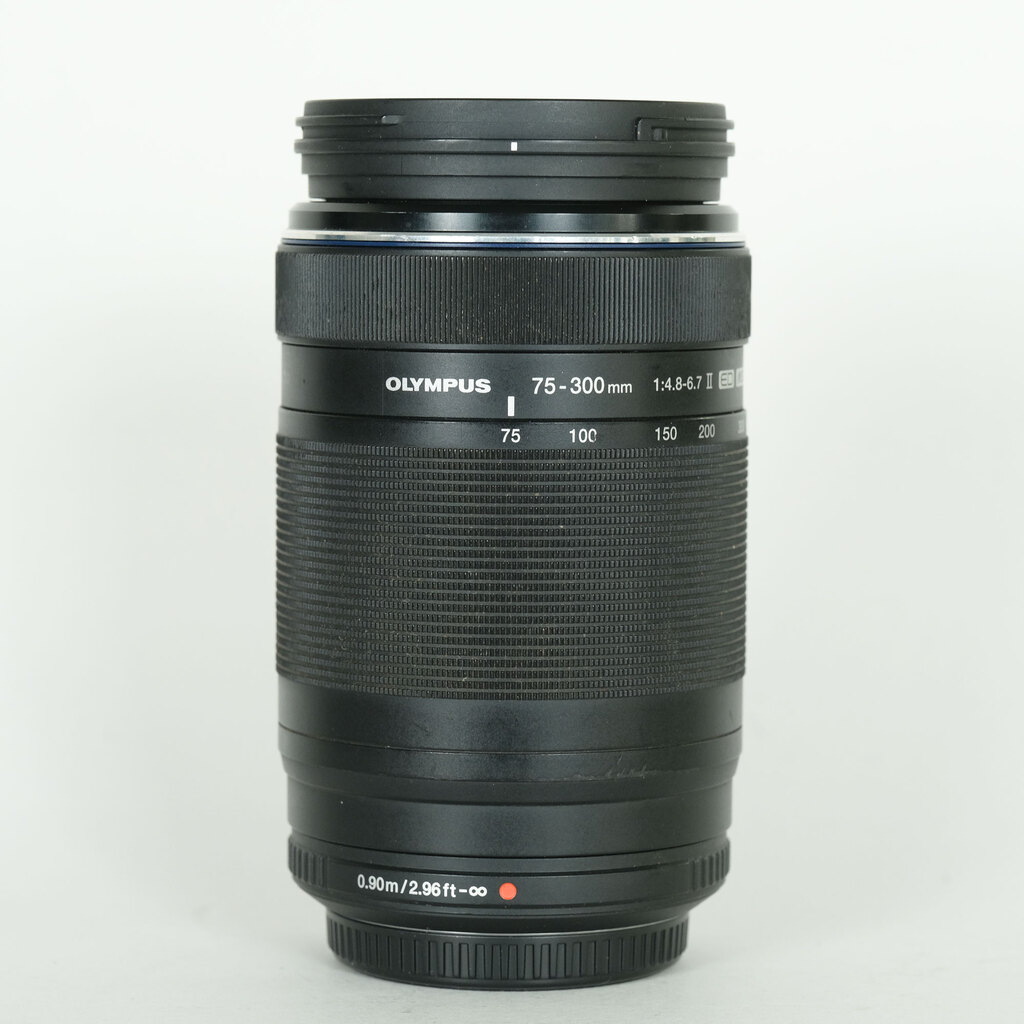 OLYMPUS M.ZUIKO DIGITAL ED 75-300mm F4.8-6.7 II OLYMPUS M.ZUIKO DIGITAL ED 75-300mm F4.8-6.7 II