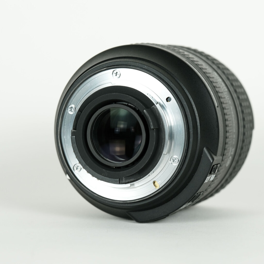 Nikon AF-S DX NIKKOR 16-80mm f/2.8-4E ED VR