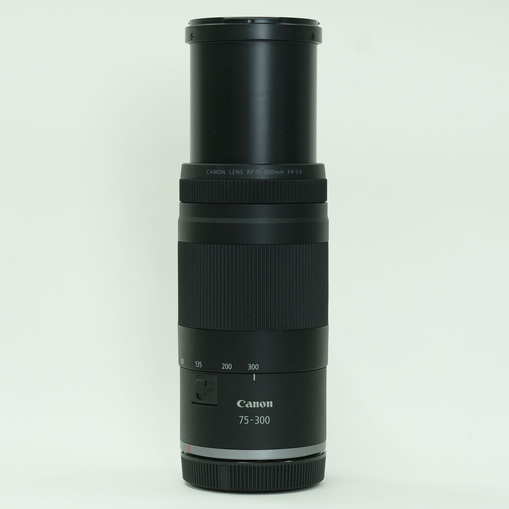 Canon RF75-300mm F4-5.6 Canon RF75-300mm F4-5.6
