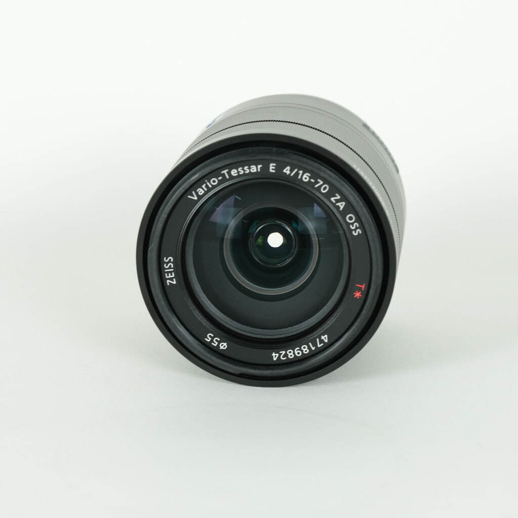 SONY Vario-Tessar T* E 16-70mm F4 ZA OSS SEL1670Z SONY Vario-Tessar T* E 16-70mm F4 ZA OSS SEL1670Z
