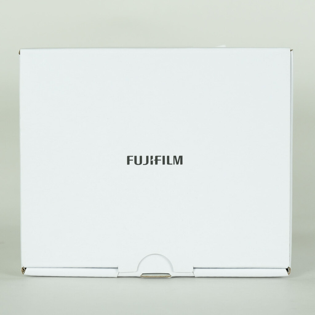 FUJIFILM X half X-HF1