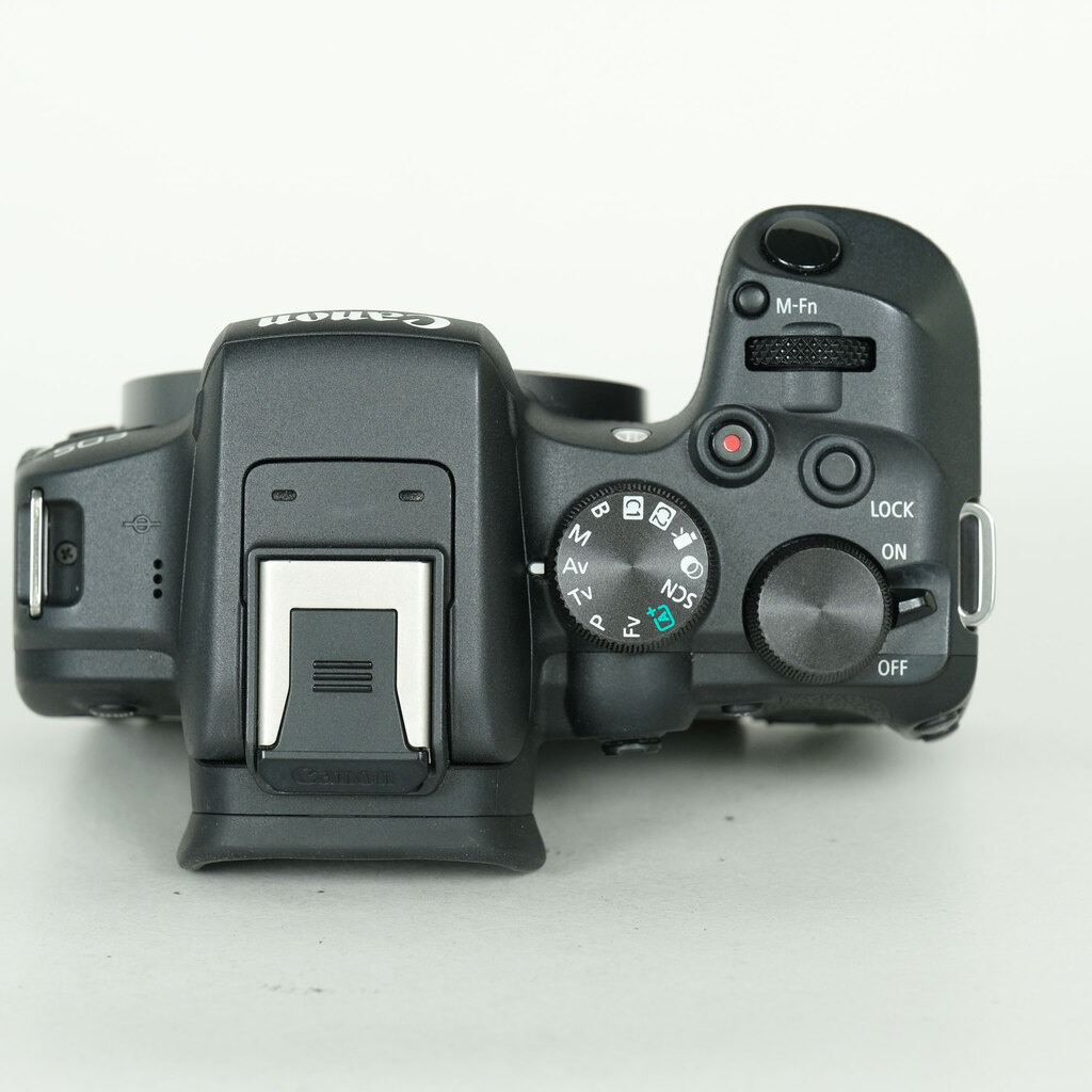 Canon EOS R10 Canon EOS R10