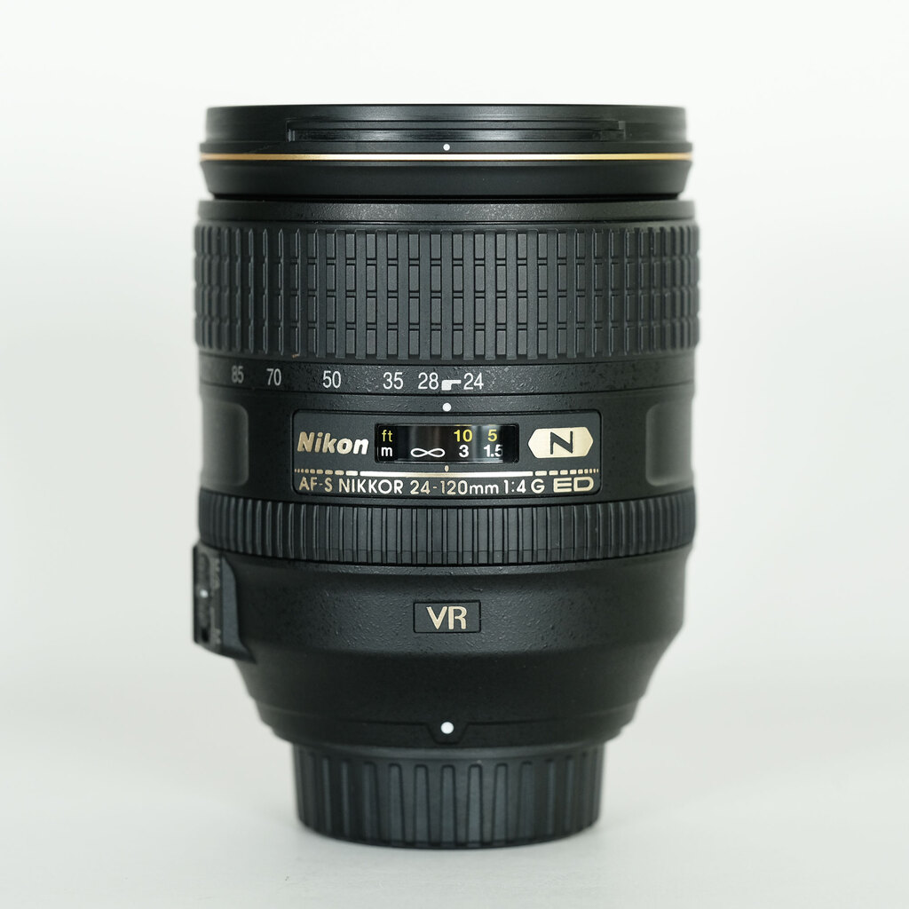 Nikon AF-S NIKKOR 24-120mm f/4G ED VR Nikon AF-S NIKKOR 24-120mm f/4G ED VR