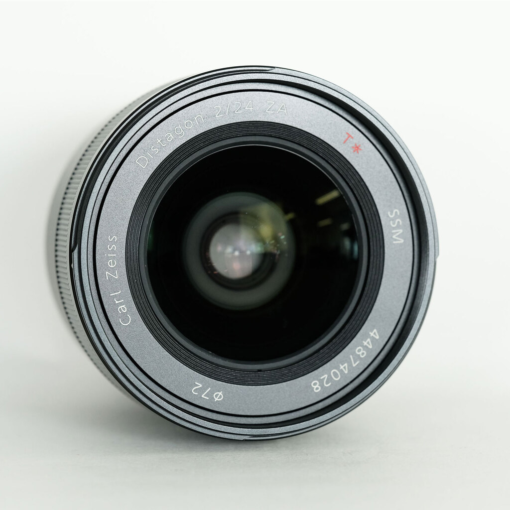 SONY Distagon T* 24mm F2 ZA SSM SAL24F20Z SONY Distagon T* 24mm F2 ZA SSM SAL24F20Z