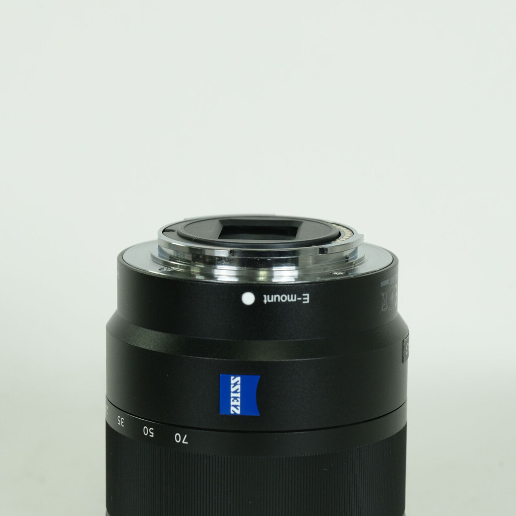 SONY Vario-Tessar T＊ E 16-70mm F4 ZA OSS SEL1670Z