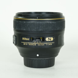 Nikon AF-S NIKKOR 58mm f/1.4G Nikon AF-S NIKKOR 58mm f/1.4G