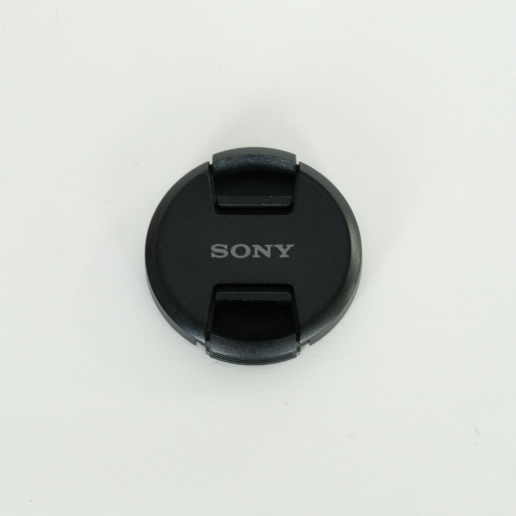 SONY E 35mm F1.8 OSS SEL35F18