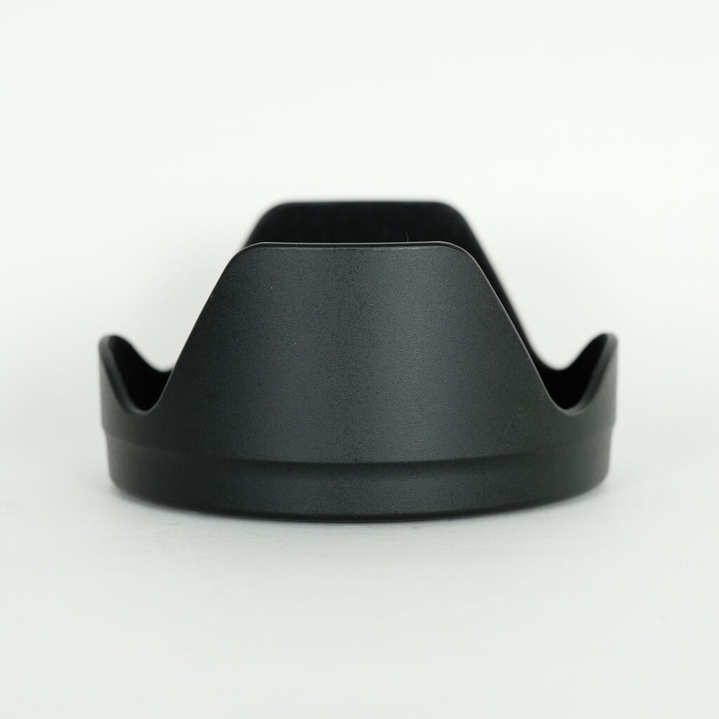 Canon EF-S15-85mm F3.5-5.6 IS USM