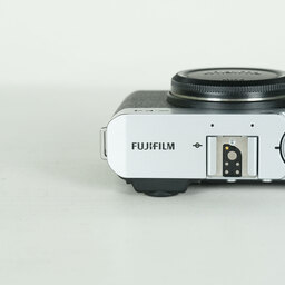 FUJIFILM X-E4 FUJIFILM X-E4